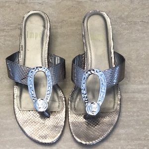 Impo sandals, flip flops. Size 8M.